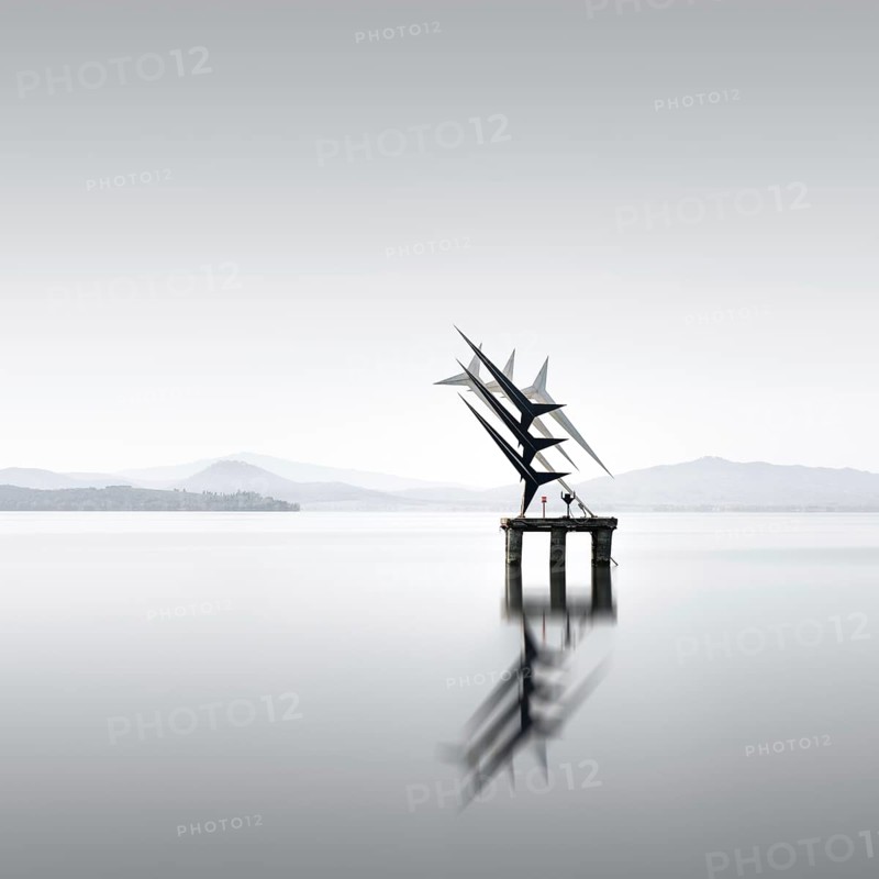 Monument to the Fallen of the Italian Flying Squadron in Lake Trasimeno