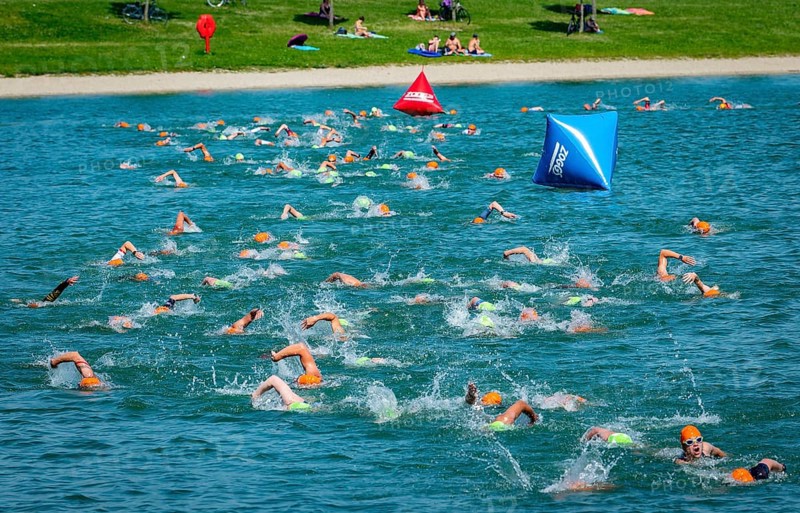 Swimmers at the start discipline at the 27th Stadttriathlon in Erding