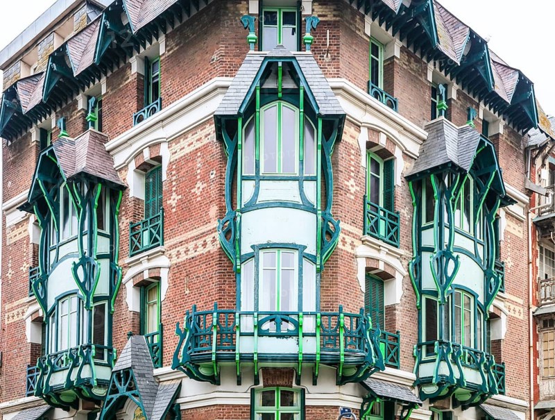 Wilhelminian and Art Nouveau villas in the Mersois neighbourhood on the Mers-les-Bains promenade