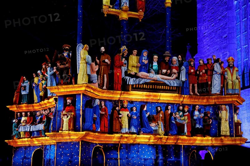 Christmas light projections on the Calvary of Plougastel-Daoulas next to the church of Saint Pierre