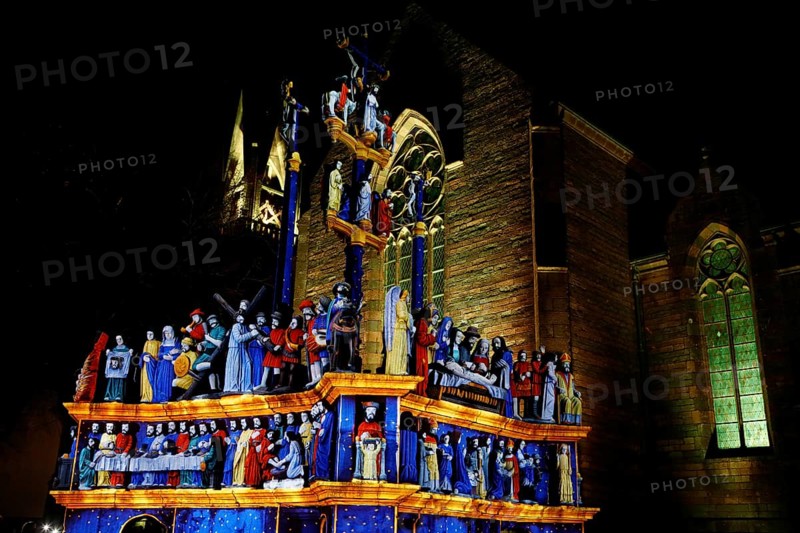 Christmas light projections on the Calvary of Plougastel-Daoulas next to the church of Saint Pierre