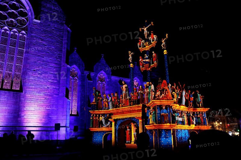 Christmas light projections on the Calvary of Plougastel-Daoulas next to the church of Saint Pierre