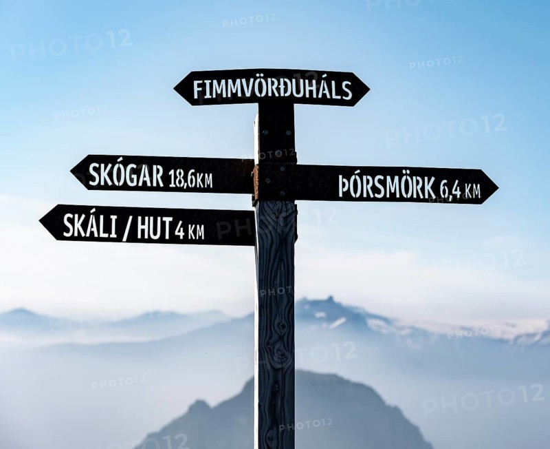Sign with inscription Skogar and Porsmoerk at the hiking trail Fimmvoerouhals