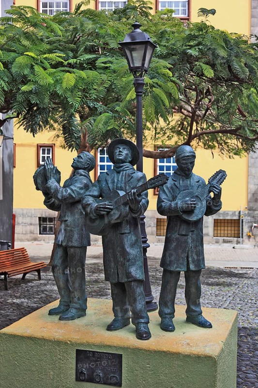 The Lo Divino Memorial in Plaza Vandale in the old town of Santa Cruz de la Palma