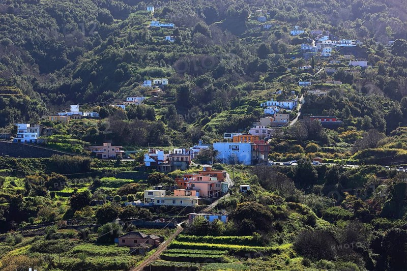 View from Mirador San Bartolome into the landscape between the villages of Puntallana and Los Sauces