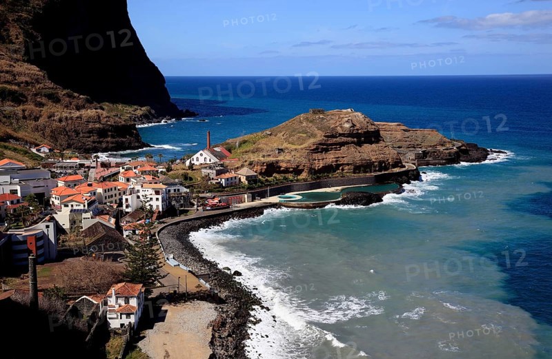 Island view of the village of Porto da Cruz