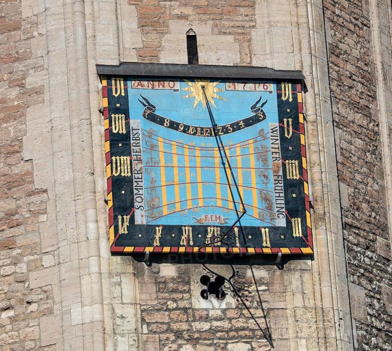 Large sundial on the south facade of Brunswick Cathedral