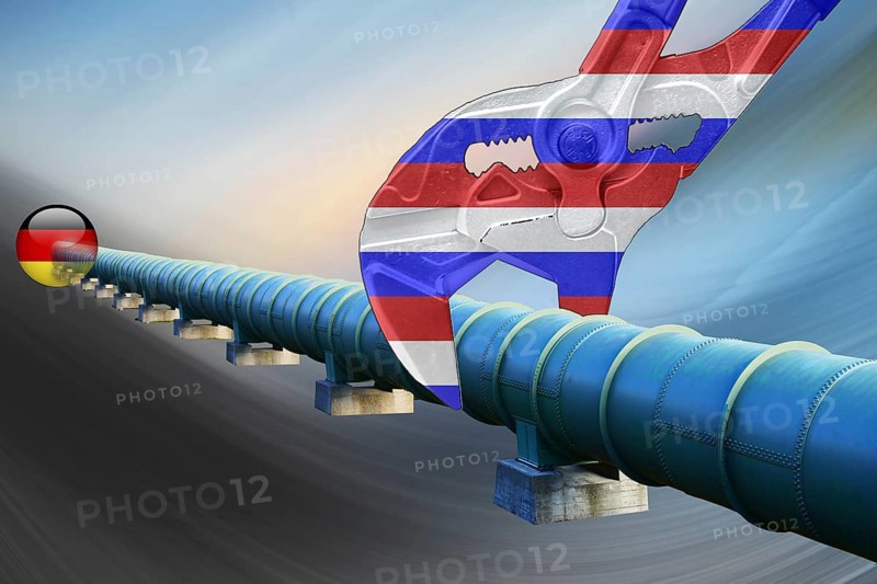Gas supply, closed pipeline
