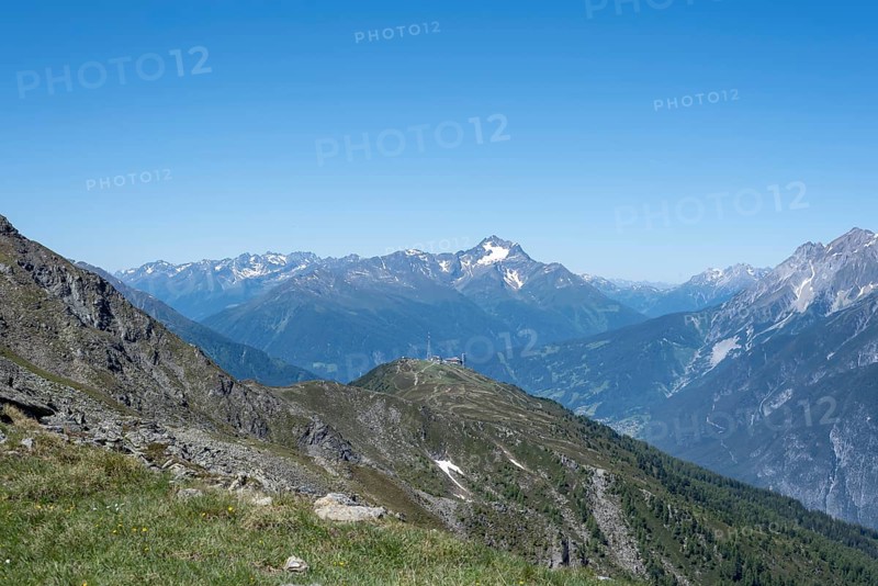Venet summit hut, transmission mast