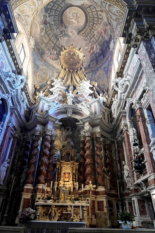 Altar area, Church of Santa Maria di Nazareth