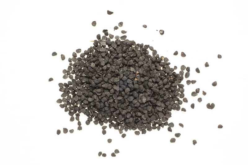 Garlic seeds, used as a kitchen spice and in natural medicine semen