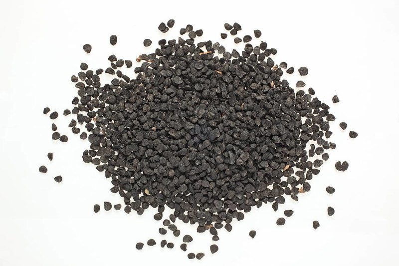 Garlic seeds, used as a kitchen spice and in natural medicine semen