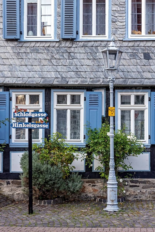 Idyll, historic half-timbered house with slate shingles