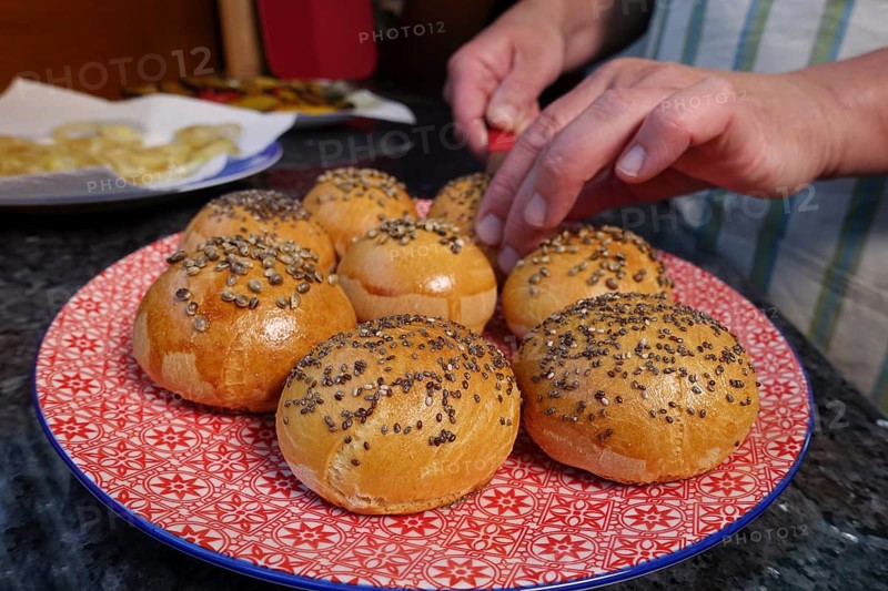 Swabian cuisine, preparation steam noodle burger