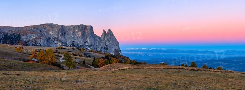 Sciliar at sunrise in Autumn, Seiser Alm