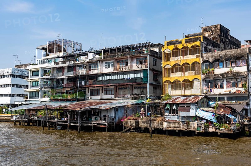 Appartment house on the Chao Phraya River, Bangkok