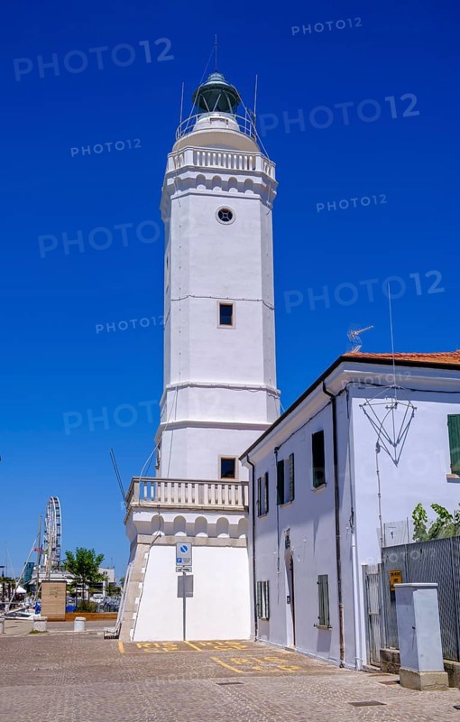 Lighthouse, Faro