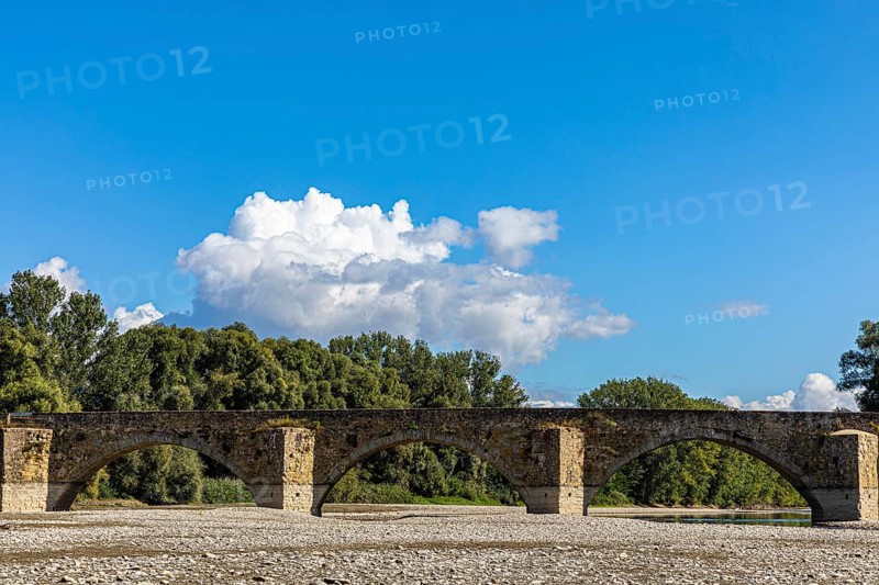 Stone arch bridge, Ponte Buriano
