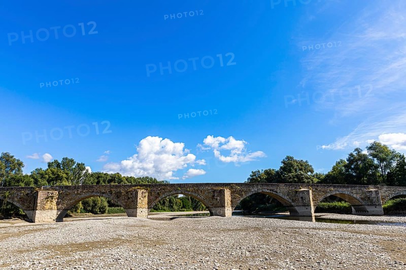 Stone arch bridge, Ponte Buriano