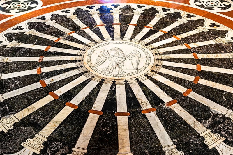 Cathedral floor with coloured inlays, Siena