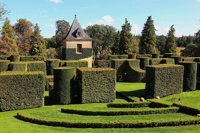 Hedges cut into shape, Jardins du Manoir d'Eyrignac