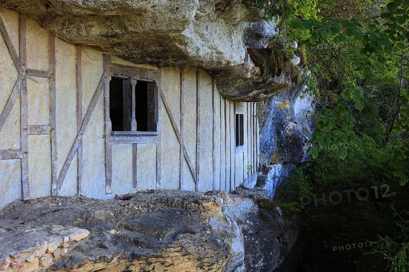 Cave dwellings of La Roque Saint-Christophe, Valley of the Vezere between Les Eyzies-de-Tayac-Sireuil and Montignac