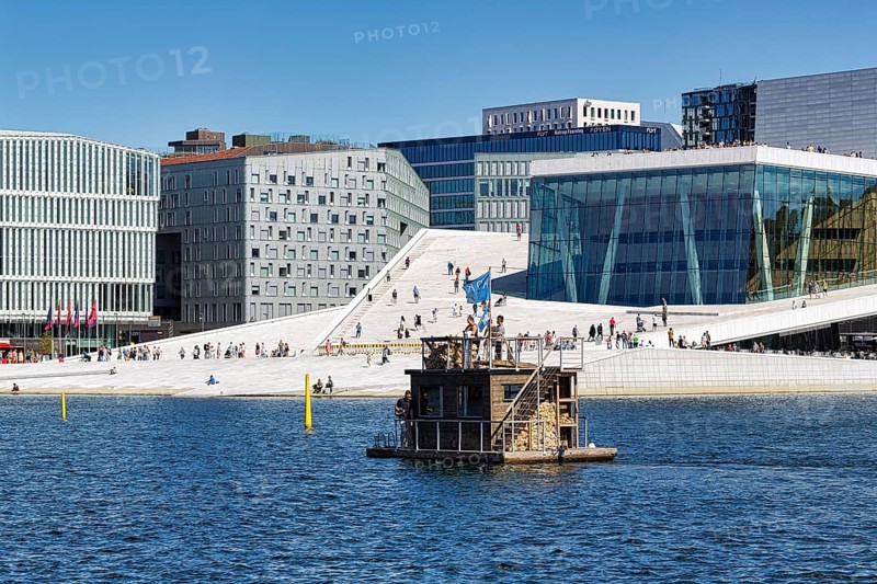 Sauna boat, floating sauna in front of the opera in summer