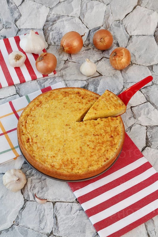 Swabian cuisine, Haertsfeld potato cake with curd dough base