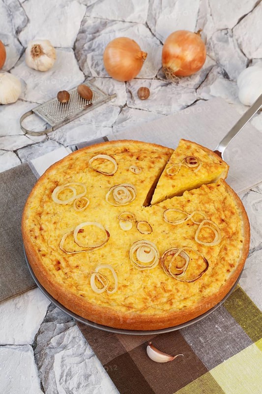 Swabian cuisine, Haertsfeld potato cake with curd dough base