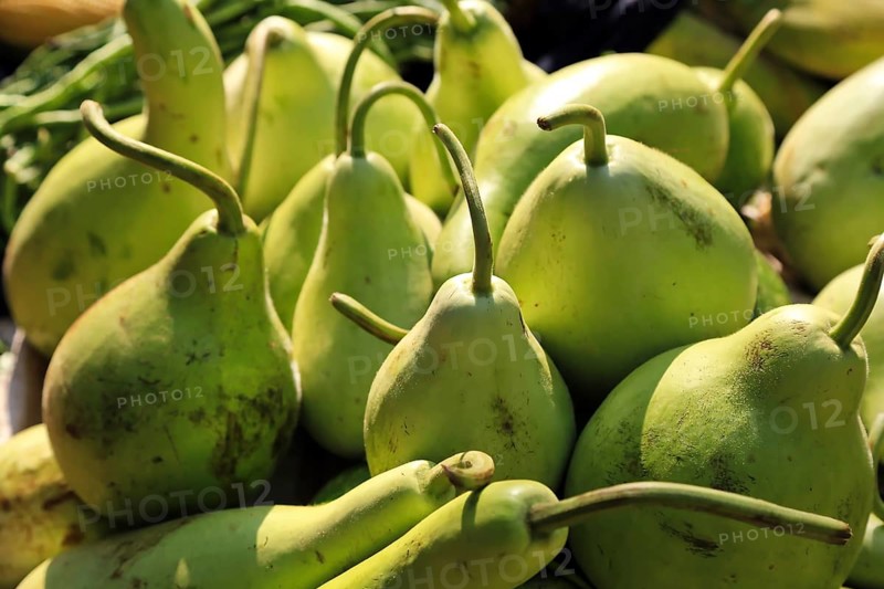 Pears at Mani Sithu Market. Nyaung-U, Myanmar