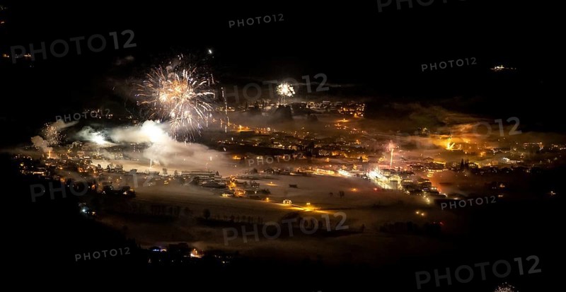 New Year's Eve, fireworks at midnight