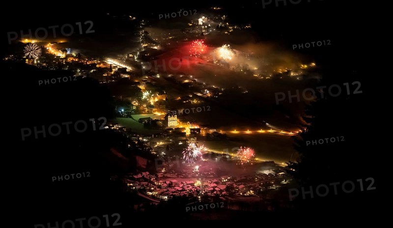 New Year's Eve, fireworks at midnight
