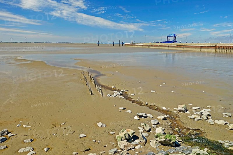 Watercourse in front of the outer dike, Ems