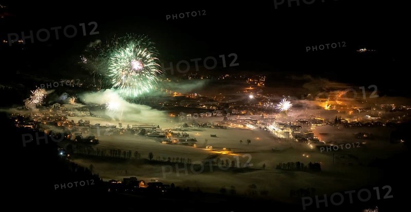 New Year's Eve, fireworks at midnight