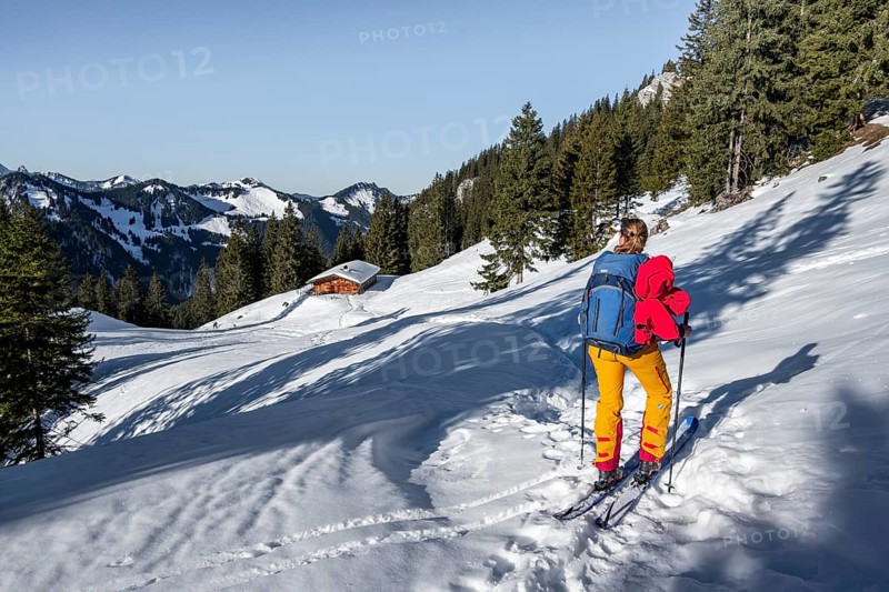 Ski tourers on their way to the Rotwand, mountains in winter