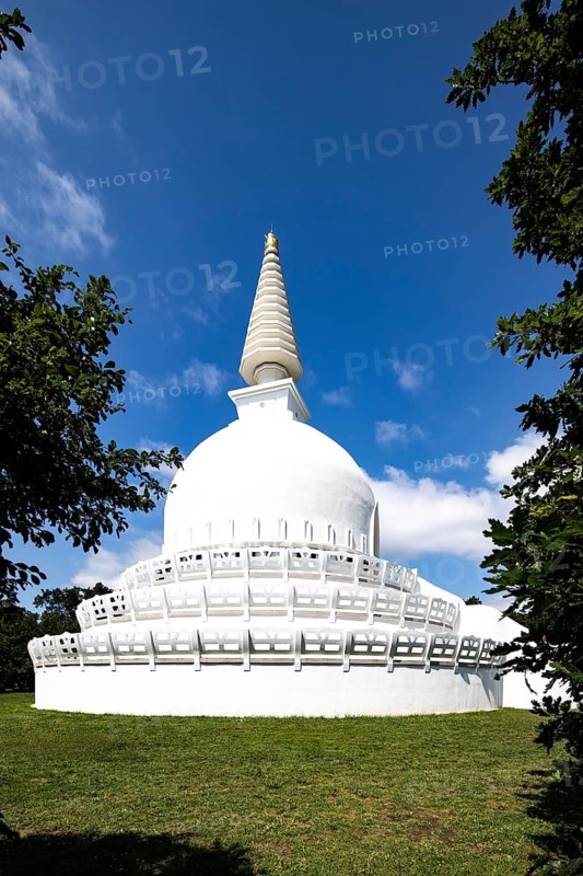 White Peace Stupa Zalaszanto, Buddhist centre