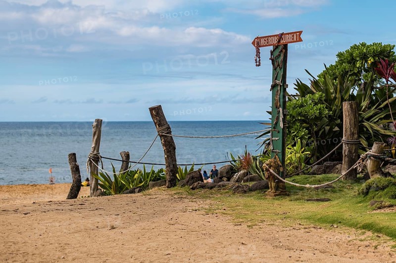 The entrance to Waimea Beach in the north shore of Oahu, Hawaii