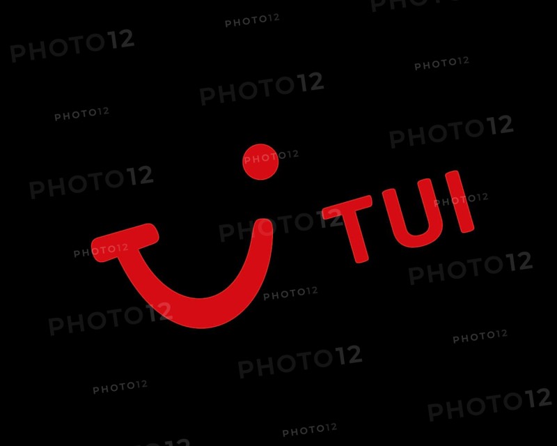 TUI Airways, rotated logo