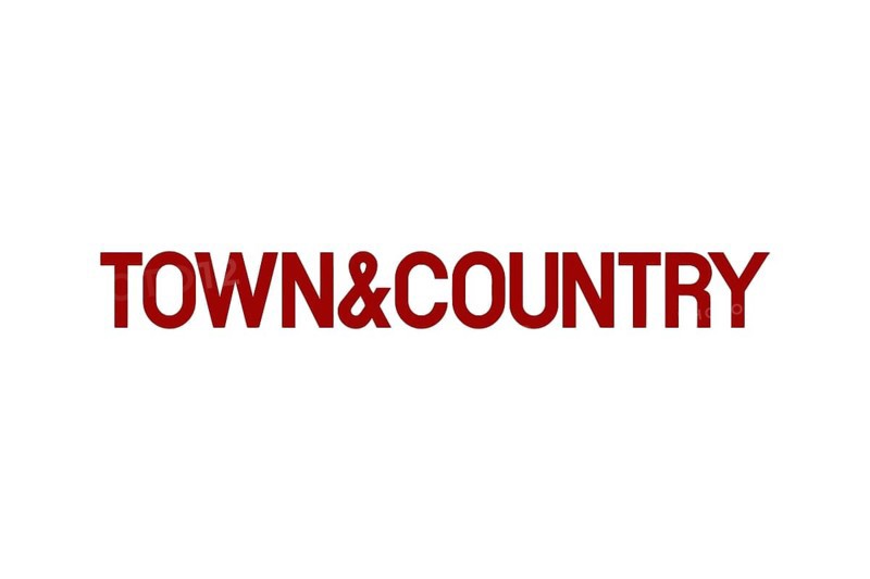 Town & Country magazine, Logo