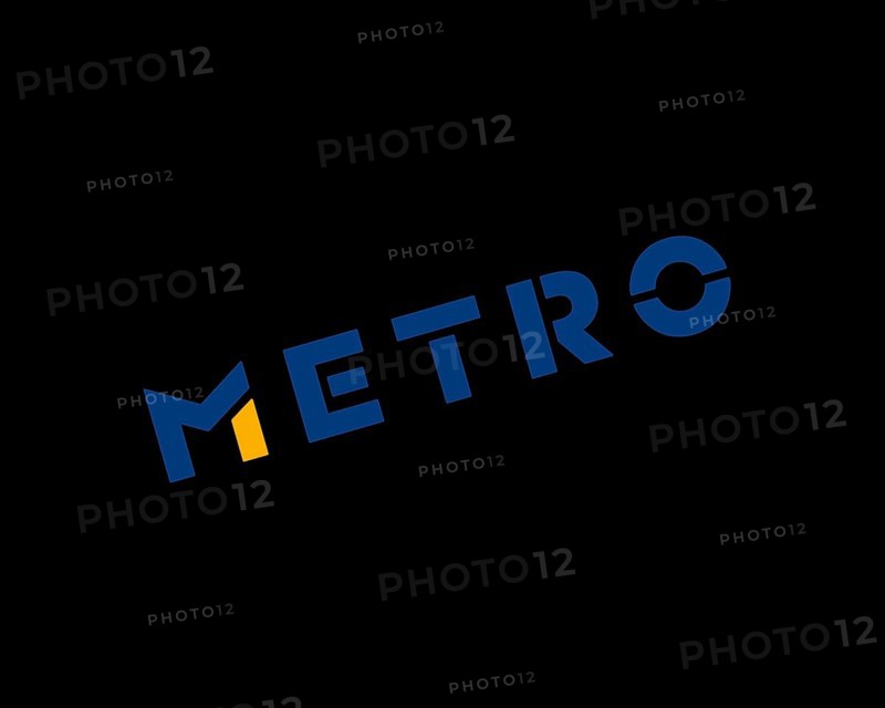 Metro AG, rotated logo
