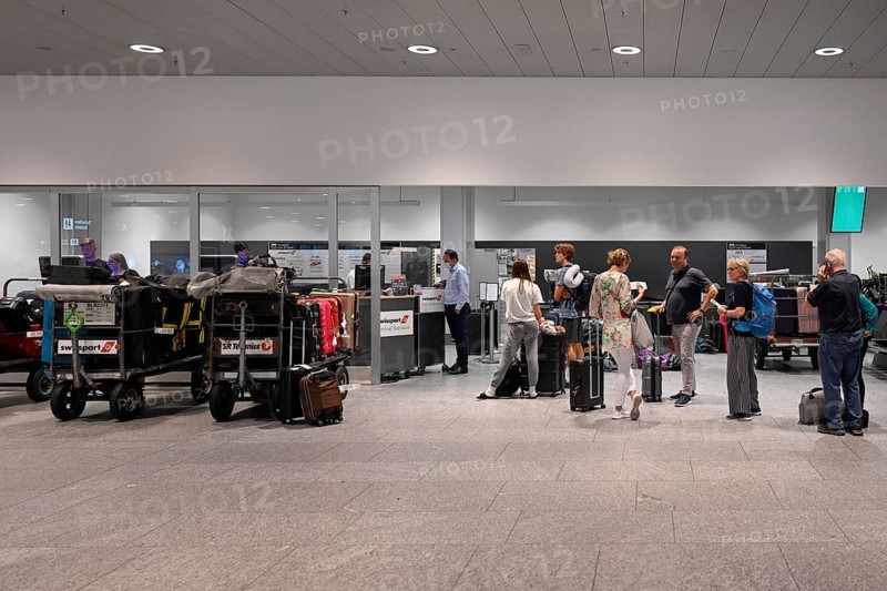 Swissport baggage handling queue, Zurich Kloten