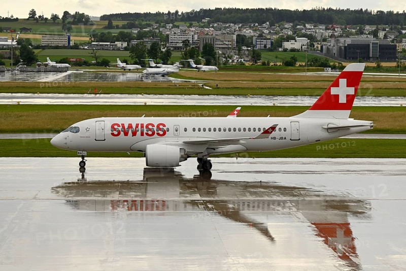 Aircraft Swiss, Bombardier A220-100