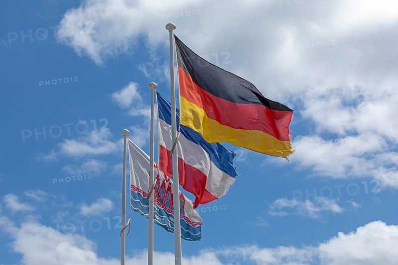 Flags, Steinwarder Peninsula