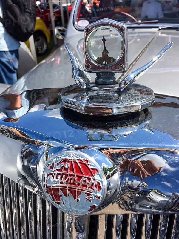 Classic engine thermometer mounted on radiator cap Engine temperature gauge, Triumph Roadster