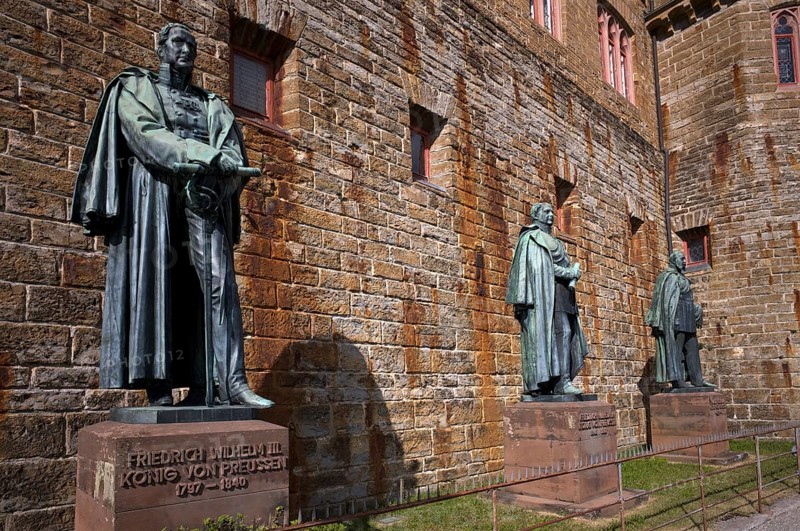 Bronze statues, from right Monument in honour of Kaiser Wilhelm I King of Prussia