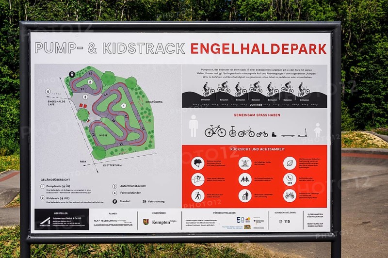 Info sign, pump and kid track