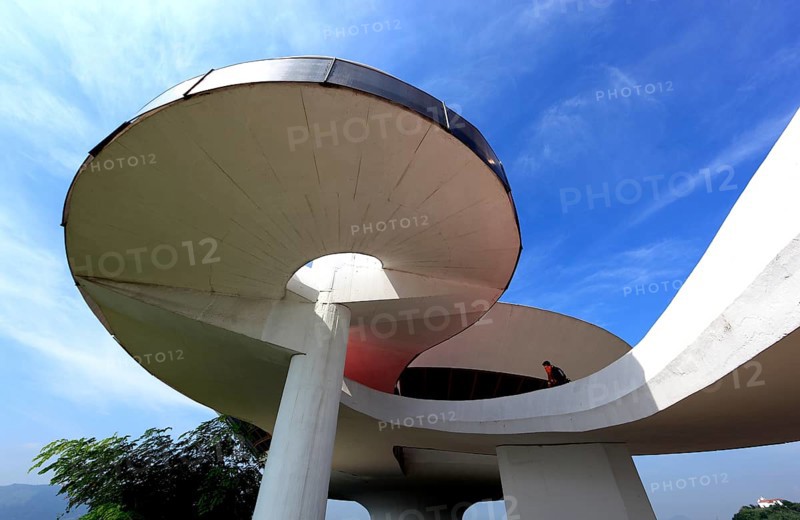 Museu de Arte Contemporanea de Niteroi, Museum of Contemporary Art in Niteroi in close proximity to Rio de Janeiro