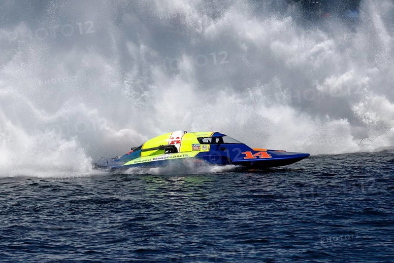 Hydroplane racing on the Saint Lawrence River, Valleyfield