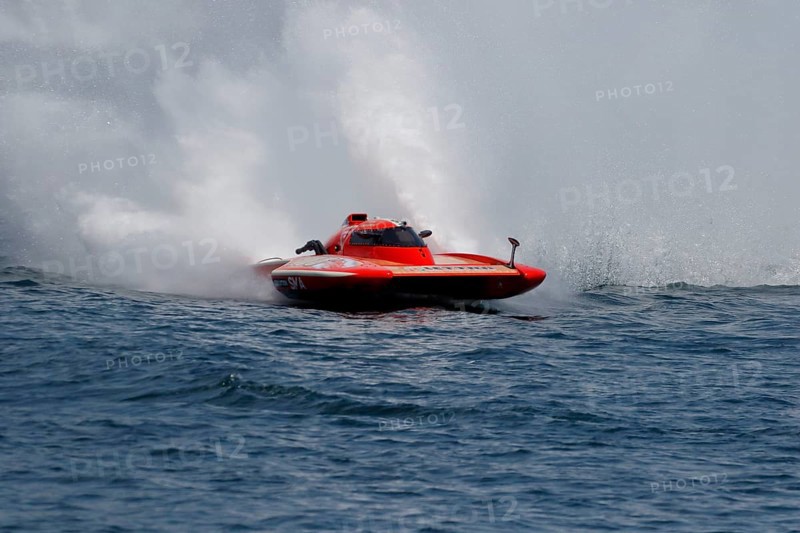 Hydroplane racing on the Saint Lawrence River, Valleyfield