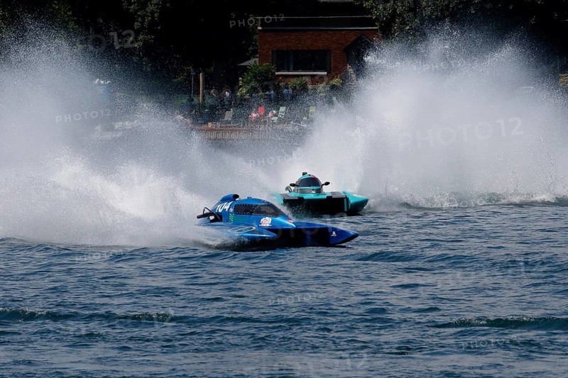 Hydroplane racing on the Saint Lawrence River, Valleyfield